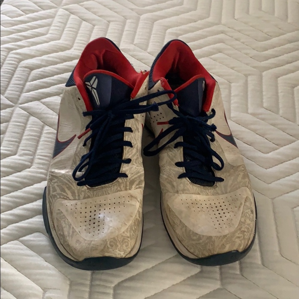 Nike Zoom Kobe 5 “United We Rise” Size 13
